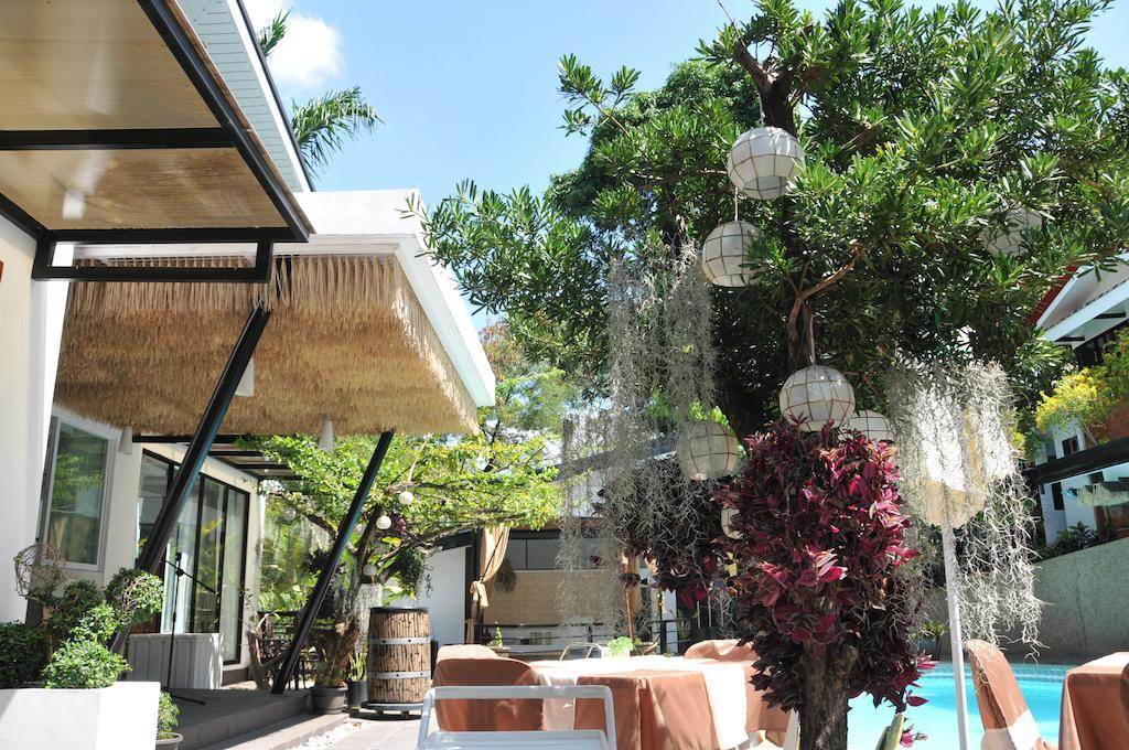 เดท แอนด์ ไดน์ รีสอร์ต Hotel อันติโปโล ภายนอก รูปภาพ
