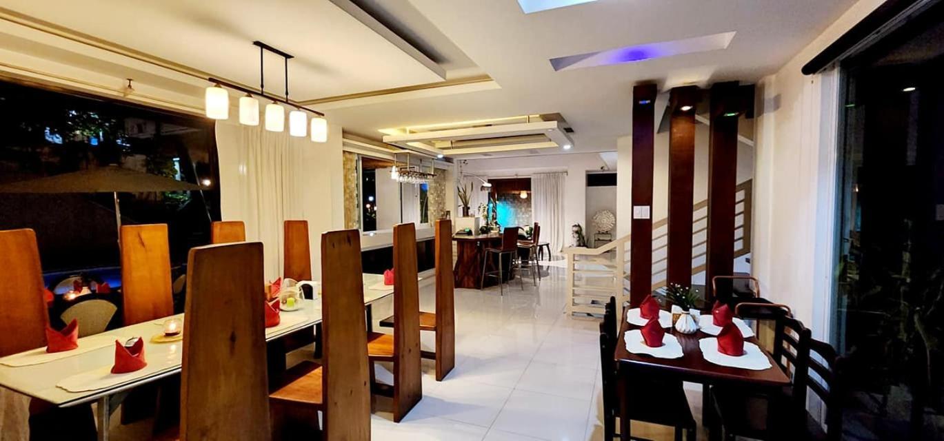 เดท แอนด์ ไดน์ รีสอร์ต Hotel อันติโปโล ภายนอก รูปภาพ